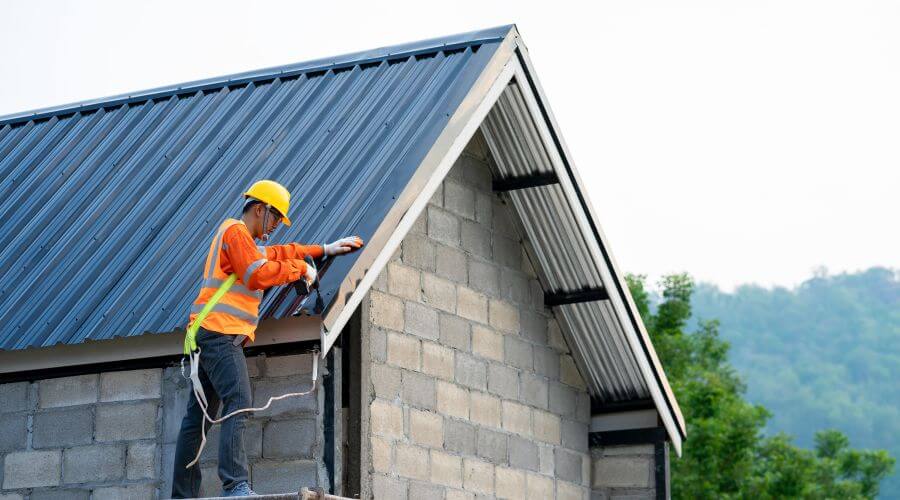 Expert Emergency Roof Repairs services in Millston, WI